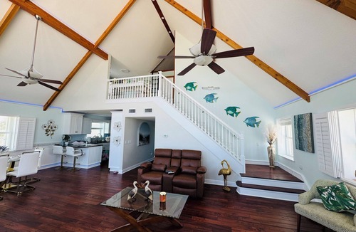 Floridana Beach House | Holiday Promotions! Oceanfront Paradise —Spacious 6-Bedroom Home for 3 Families!
