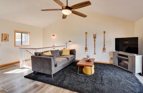 Seneca House | Home 11 Mi to Clemson: Lake-View Balcony & Dock!