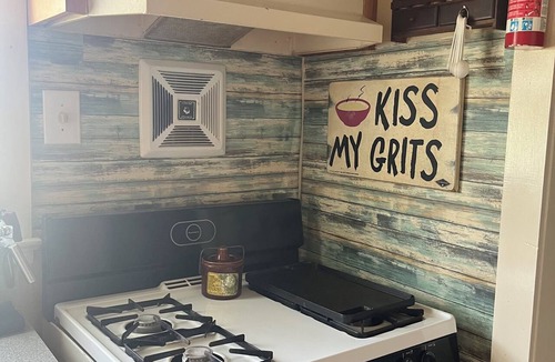 Plymouth Cottage | Home Away From Home ~ Plymouth Cottage Washington County
