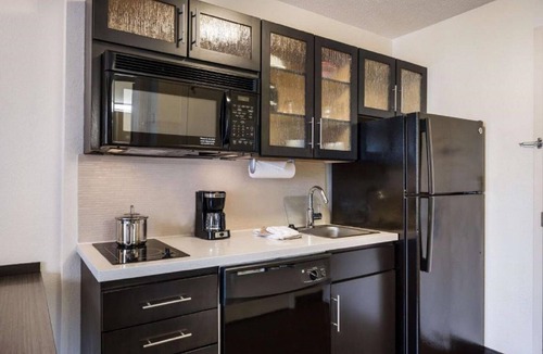 Gwinnett Place Hotel | Home-Like Duluth Stay l Close to Nam Dae Mun Farmers Market l 2 Units
