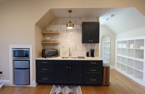 Greer House | Home Plus Apartment on Large, Quiet Lot Near GSP Airport, Greenville, Greer