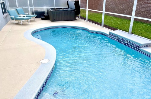 West Kissimmee House | 🥇Home Right Outside Disney World Parks. Sleeps 10. Free Pool Heat Sept-April