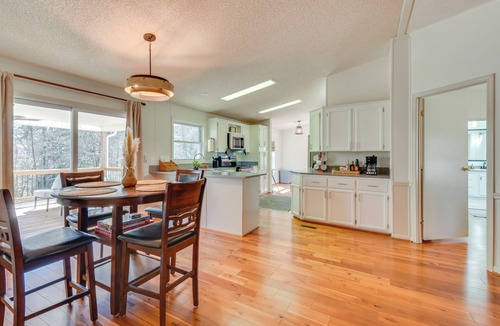 Seneca House | Home w/Lake Keowee Access: Sleeps 7, Coffee Bar