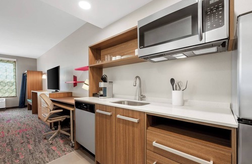 Sneads Ferry Hotel | Home2 Suites by Hilton Sneads Ferry North Topsail Beach