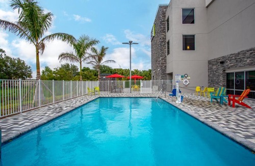 Vero Beach Hotel | Home2 Suites By Hilton Vero Beach I-95