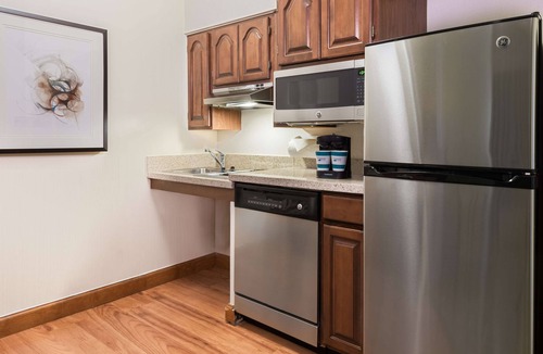Crabtree Hotel | Homewood Suites by Hilton Raleigh - Crabtree Valley
