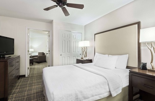 Crabtree Hotel | Homewood Suites by Hilton Raleigh - Crabtree Valley