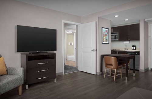 Airport North Hotel | Homewood Suites by Hilton Orlando Airport