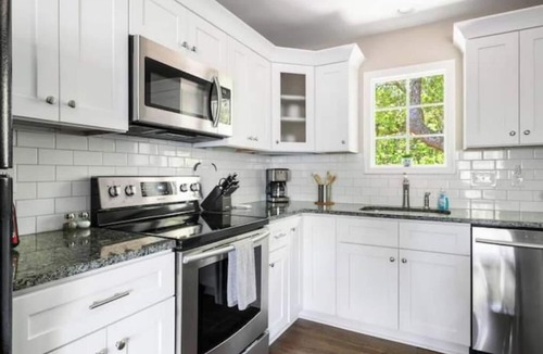 Charleston Apartment | Homey Place A Short Drive to Downtown & the Beach