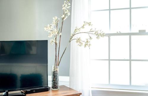 Beach Institute House | Honeybee Cottage by Lucky Savannah