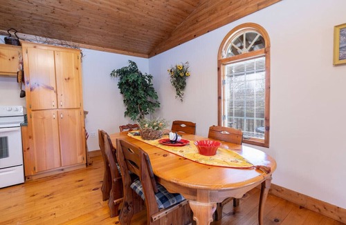 Mountain Rest Cabin | "Horses in the Hollow" Secluded, Rustic Cabin