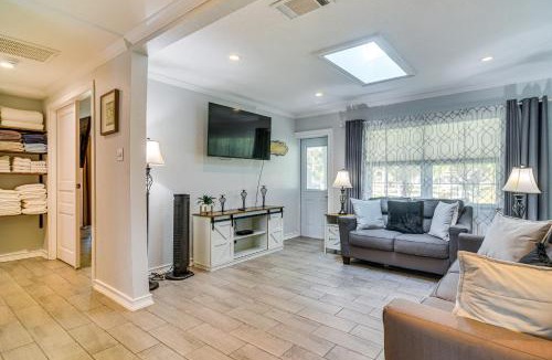East County Civic Group House | Hot Tub & Fenced Yard: Tranquil Home in Valrico!