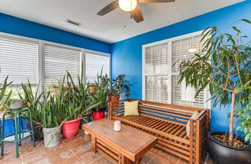 Conway House | Hot Tub + Gazebo: Group Getaway Near Dtwn Conway!
