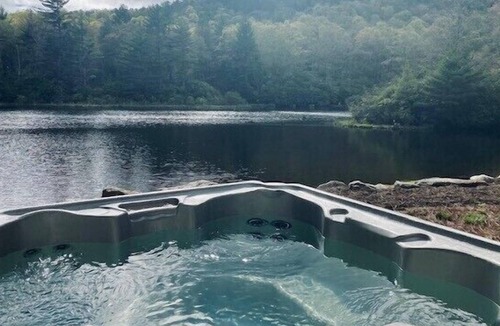 Glenville House | Hot Tub! Mountain Cottage* Hike, Bike, Grill, Golf