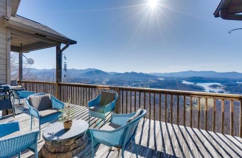 Hayesville House | Hot Tub, Mtn Views & Games! Hayesville Home