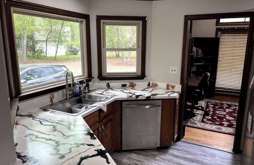 Fayetteville House | Hot Tub Private Gym Games