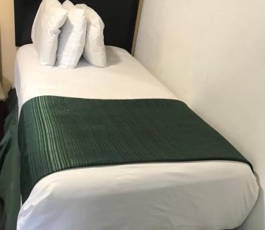 Sky Lake Hotel | Hotel Belair Orlando Near Florida Mall