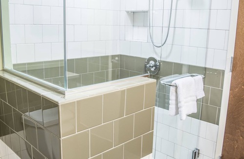 Athens Hotel | Hotel Indigo Athens University Area by IHG