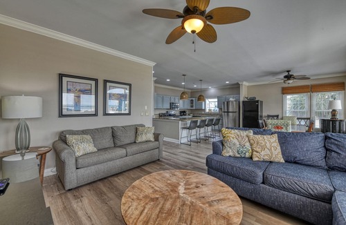 Long Bay Estates House | House across street from beach w/unobstructed view