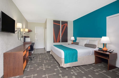 Athens Hotel | Howard Johnson by Wyndham Athens