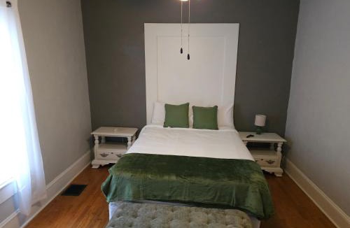 Goldsboro House | Huge 4-Bedroom Historic Home & Game Room