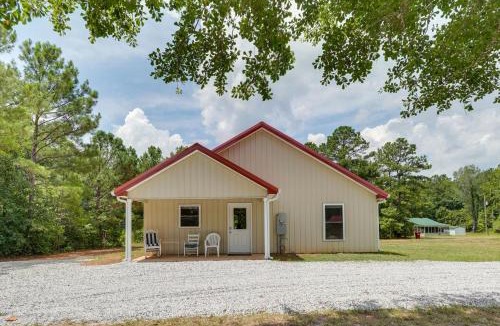 Tignall House | Hunt & Fish! Home < 1 Mi to Broad River Campground