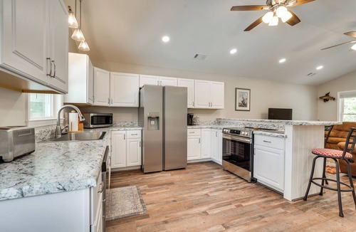 Tignall House | Hunt & Fish! Home < 1 Mi to Broad River Campground