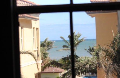 Hutchinson Island South Villa | Hutchinson Island Ocean-View Townhouse; Heated Pool, Hot Tub & Walk to Beach