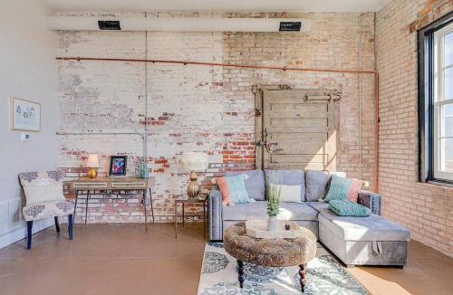 Newport News Apartment | Ice Ice Baby Downtown Newport News