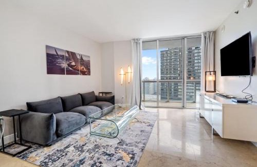 Downtown Miami House | Iconic W Hotel Residence, Bay view 2BR, Center Brickell with Massive Amenities