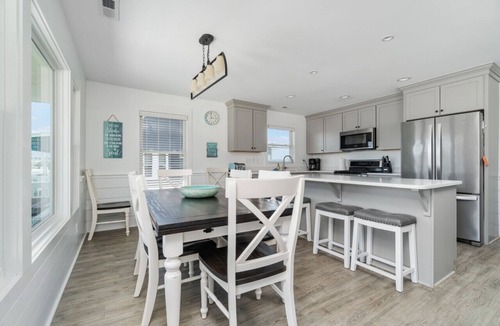 Atlantic Beach House | Impeccable home w/pool on the desirable Ocean Ridge Drive of Atlantic Beach, NC