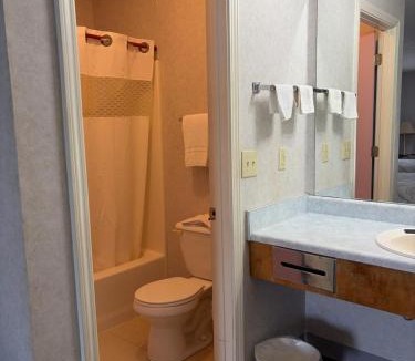 Pembroke Hotel | Inns of Pembroke