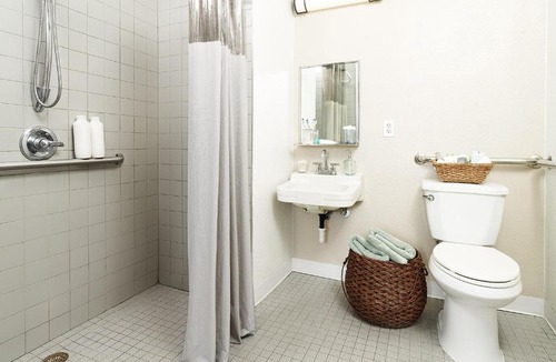 Smyrna Hotel | InTown Suites Extended Stay Select Atlanta GA -Smyrna
