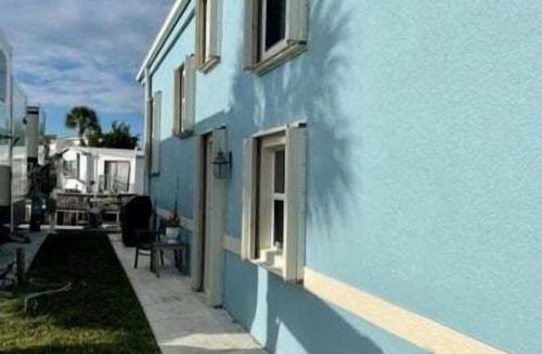 Nettles Island House | Intracoastal Canal Front Gorgeous 3 bed 2 bath home