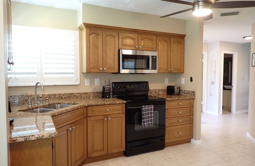 Isla del Sol Condo | Isla Del Sol Condo, Heated Pool, Water/Golf Views, 5 mins to St. Pete Beach!