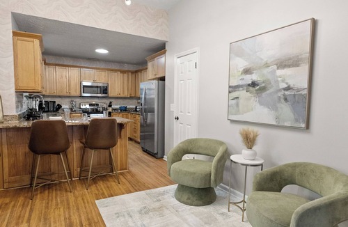 Whitemarsh Island House | Island Home! Fully Fenced Yard Resort-Style Pool Espresso Bar