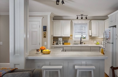 Hilton Head Island Apartment | ISLAND OASIS STEPS FROM BROAD CREEK