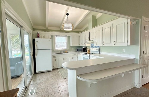 Inlet Harbour House | Isle Be Back - Walk to Beach (Channelfront) in Garden City Beach