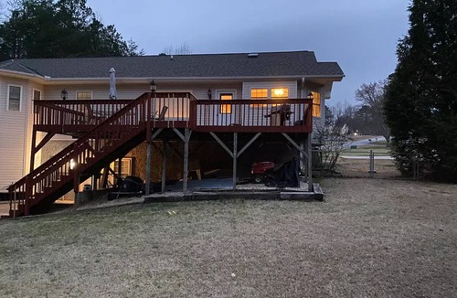 Oconee County House | Jana Retreat Pool 1 BR/1 Bath