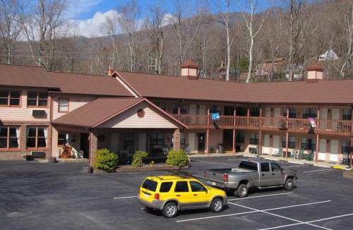 Valley Creek Run Hotel | Jonathan Creek Inn