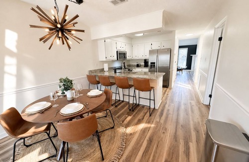Martinez House | Juniper: 3 bedroom w/pool
