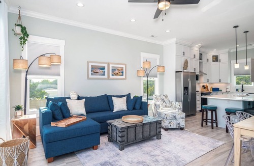 Emerald Isle House | Just steps away - beach, pool, & attractions on the Emerald Isle! New Home.