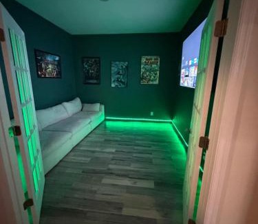 St. Cloud House | Kasa Medina
