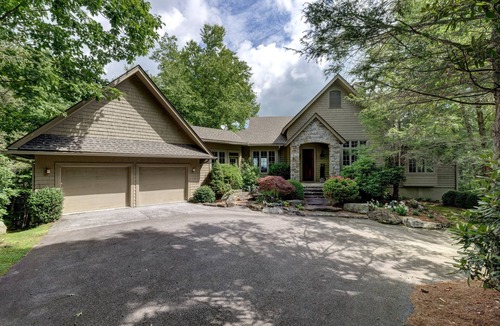 Cashiers House | Keenan Home at Old Edwards Club: Mtn Views, 2 Levels w Porches | Pet Friendly