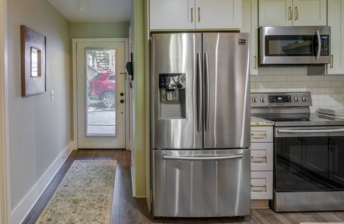 Salem Condo | Keowee Key Condo Rental w/Golf Course View!