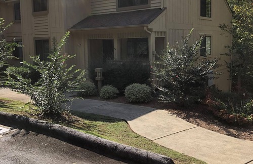 Salem House | Keowee Key Townhome #2 With a View and Amenities on Golf Course