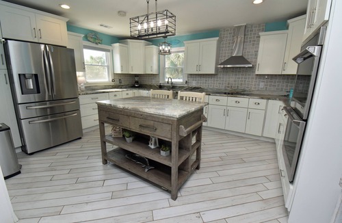 Inlet Harbour House | Kick's Kids - Channelfront in Garden City Beach!