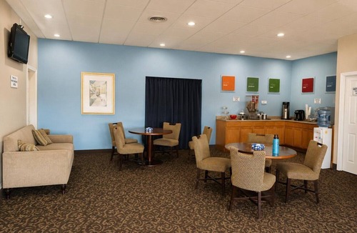 Marston Apartment | King Bed | Smoking |Marston MO