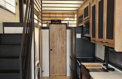 Fleming Apartment | Kings Ferry site 12 Timberwolf RV, Riverside in Wonderful Richmond Hill
