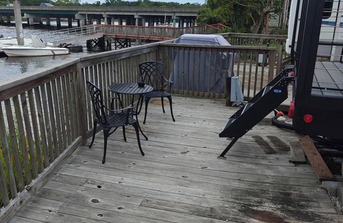 Fleming Apartment | Kings Ferry site 12 Timberwolf RV, Riverside in Wonderful Richmond Hill
